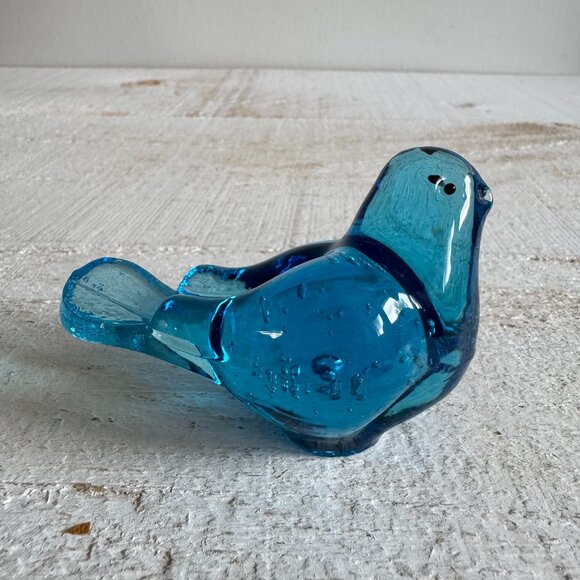 Vintage Blue Bird Art Glass Figurine - Bird Glass Paperweight - Picture 1 of 12